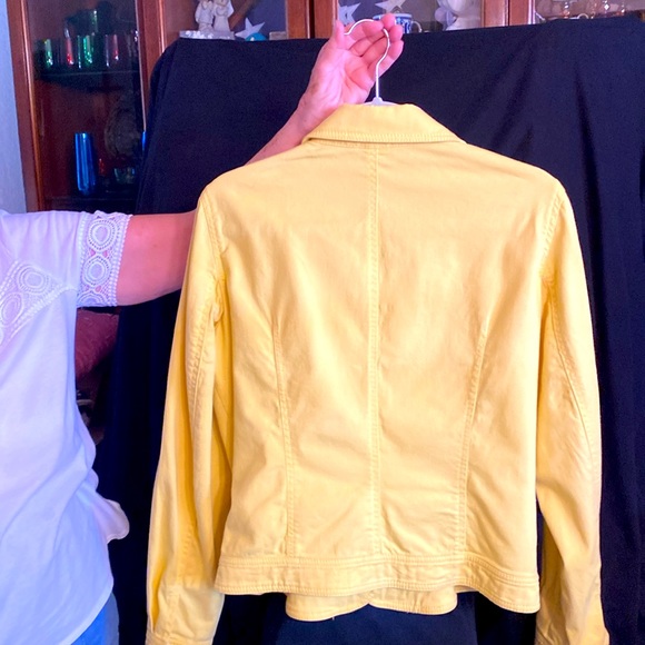 Women's Yello Denim Jacket, size 10 - Picture 3 of 5